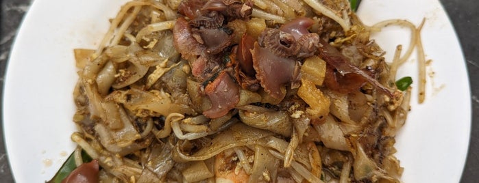 Lulu’s Char Koay Teow 璐璐炒粿条 is one of Foodie Tour! G-L.