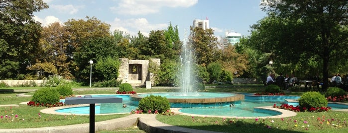 Meclis Bahcesi is one of Lugares guardados de Gül.