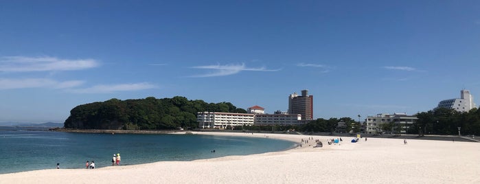 Shirarahama Beach is one of 自然地形.