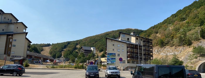Col De Rousset is one of Les 200 principales stations de Ski françaises.