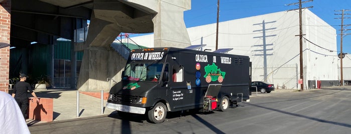 oaxaca on wheels is one of Anthony Bourdain Ultimate Taco Crawl Los Angeles.