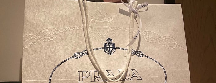 Prada is one of Dubai 🇦🇪.