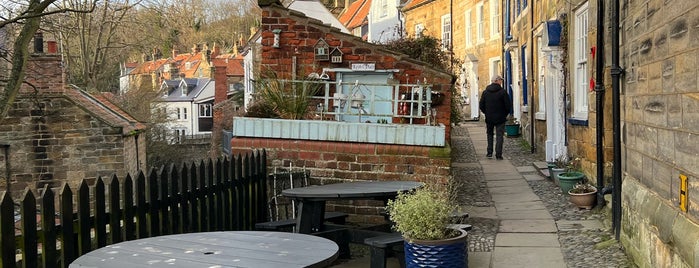 Robin Hood's Bay is one of Locais salvos de Ivan.