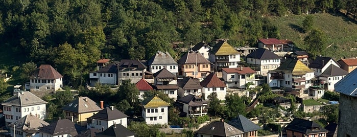 Travnik is one of Bosna Hersek.