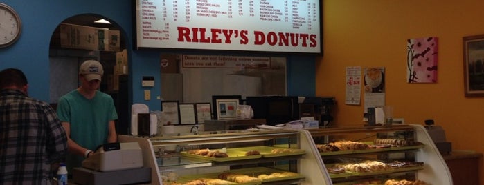 Rileys Donuts is one of Houston Coffee & Bakeries.