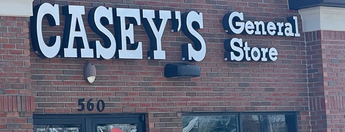 Casey's General Store is one of สถานที่ที่ Stephen ถูกใจ.