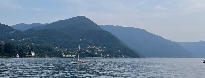 Mistral is one of Lago di Como.