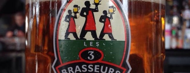 Les 3 Brasseurs is one of สถานที่ที่ Matthew ถูกใจ.