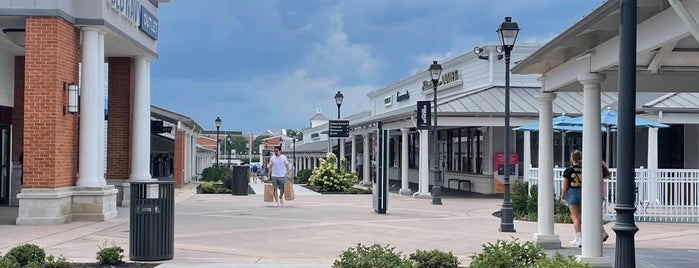 Leesburg Premium Outlets is one of D.M.V. Must dos.