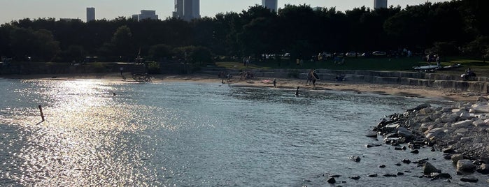 12th Street Beach is one of Chi Town.