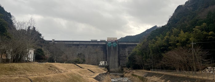 油木ダム is one of ダムカードを配布しているダム（西日本編）.