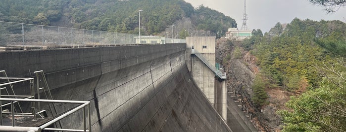 陣屋ダム is one of ダムカードを配布しているダム（西日本編）.