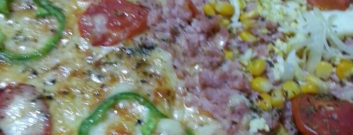 Pizzaria Fornalha is one of Estive Aqui.