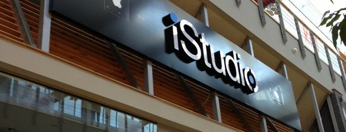 iStudio is one of สถานที่ที่ Y ถูกใจ.