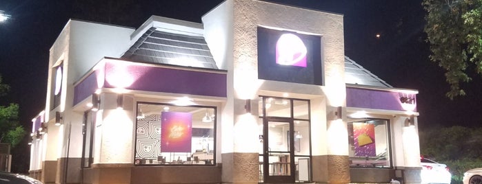 Taco Bell is one of work place.