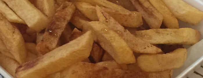 Simply Fish & Chips is one of Lieux sauvegardés par Ba6aLeE.