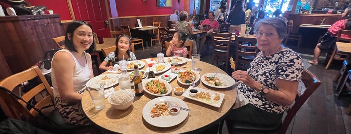 Jasmin Thai Cuisine & Sushi is one of Top 10 dinner spots in Stanwood, WA.
