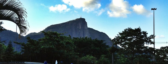 Paissandu Atlético Clube is one of Lugares favoritos de Bruno.