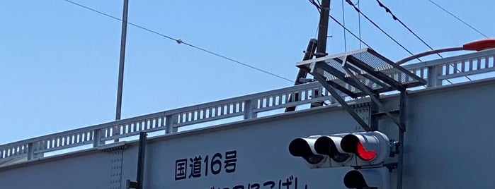 うめだにこにこばし is one of 日本の名橋999選その１.