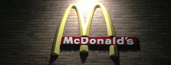 McDonald's is one of Nate : понравившиеся места.