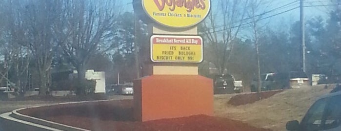 Bojangles' Famous Chicken 'n Biscuits is one of สถานที่ที่ Chester ถูกใจ.