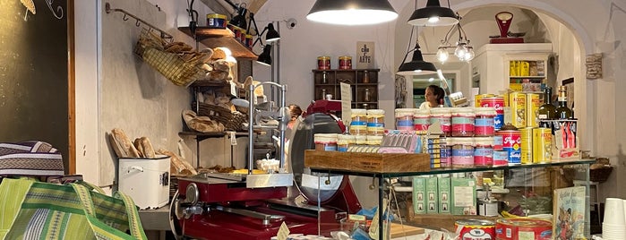 S. Forno Panificio is one of Florence Eateries.