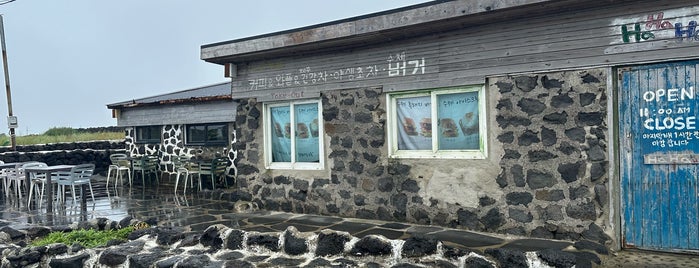 Hahahoho is one of Jeju Island -.