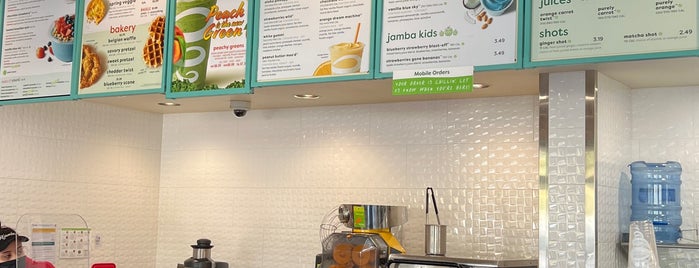 Jamba Juice is one of The 15 Best Places for Raspberry in Honolulu.