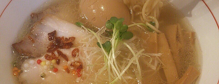 Hoshino Chukasoba Ramen is one of Lieux sauvegardés par Hide.