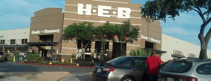 H-E-B is one of SilverFox : понравившиеся места.