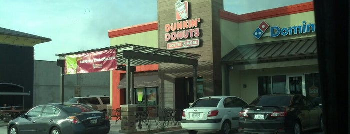 Dunkin' is one of Tempat yang Disukai Ron.