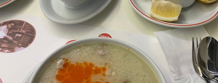 Rumeli İşkembecisi is one of Yemek mekanları.