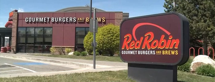 Red Robin Gourmet Burgers and Brews is one of My Places.