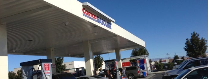 Costco Gasoline is one of Orte, die Julie gefallen.