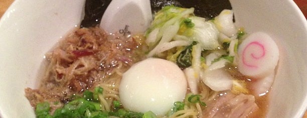 Momofuku Noodle Bar is one of *NYC favs.