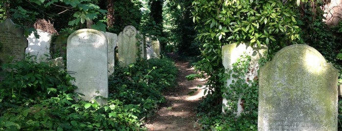 Tower Hamlets Cemetery Park is one of 1000 Things To Do in London (pt 1).