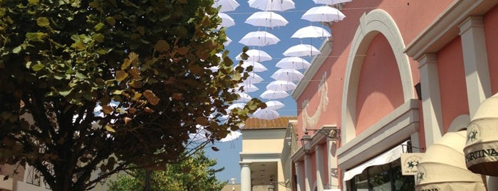 Castel Romano Designer Outlet is one of Roma.