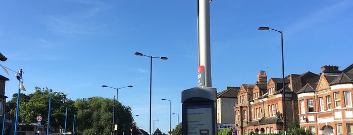 Brockley Rise (Chandos) Bus Stop is one of Транспорт.