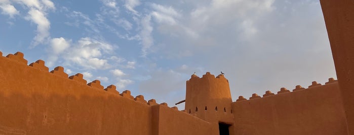 قصر العناقر is one of Around Riyadh - Experiences.