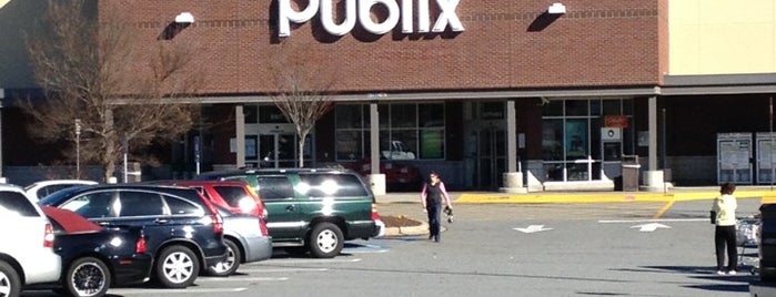 Publix is one of Sandra : понравившиеся места.