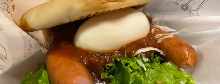 MOS Burger is one of チェックイン済みポイント.