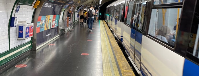 Metro San Bernardo is one of Paradas de Metro en Madrid.