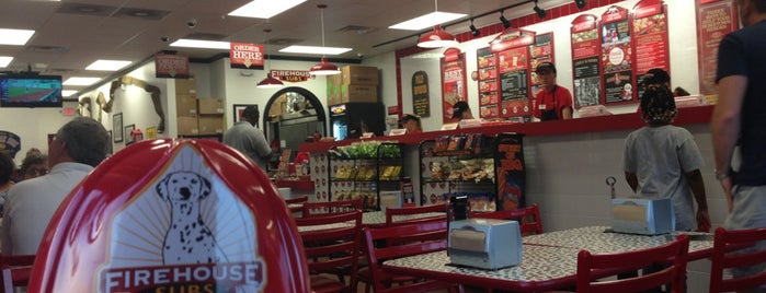 Firehouse Subs is one of Lieux qui ont plu à Patrice M.