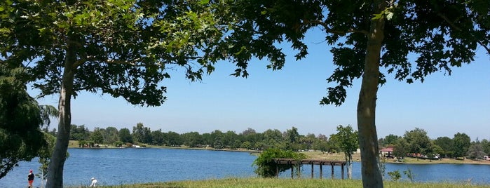 Lake Balboa Park is one of LA.