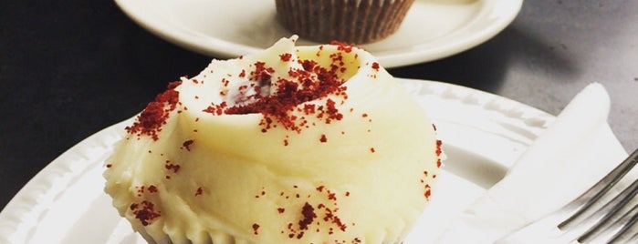 The Hummingbird Bakery is one of Sweet world .