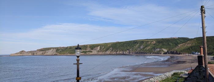 Royal Hotel - Runswick Bay is one of Kevinさんのお気に入りスポット.