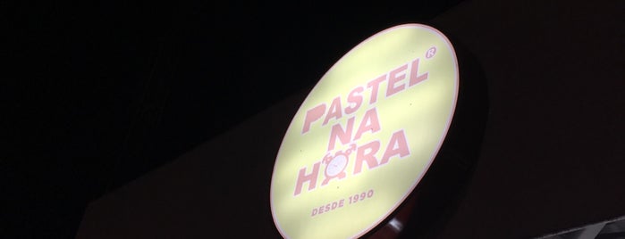 Pastel na Hora is one of Passos.