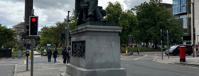 James Clerk Maxwell Statue is one of Skotsko.