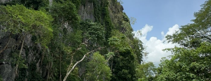 Monkey Caves is one of Krabi.