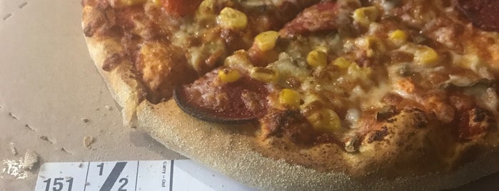 Domino's Pizza is one of Orte, die Hakan gefallen.
